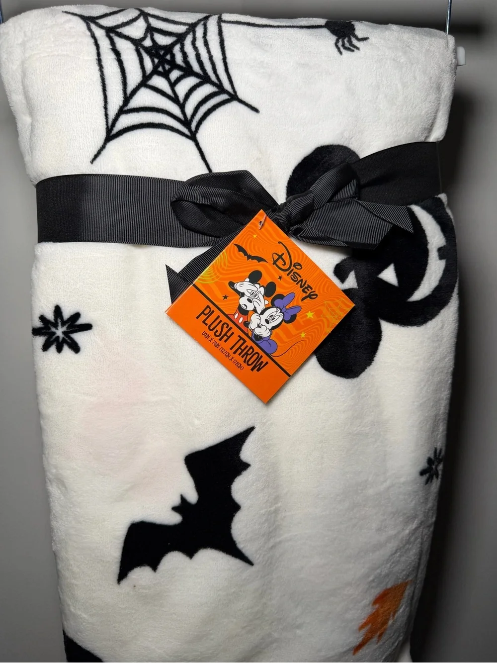 Disney Halloween Mickey & Minnie Plush Throw Blanket NWT 50x70 Super Soft Fleece
